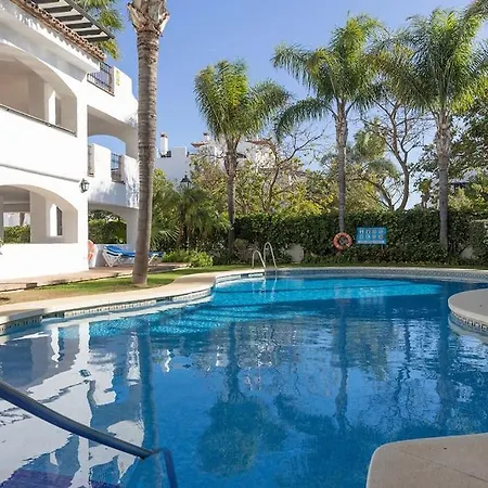 Modern 2-bedroom Flat Next To The Sea 公寓